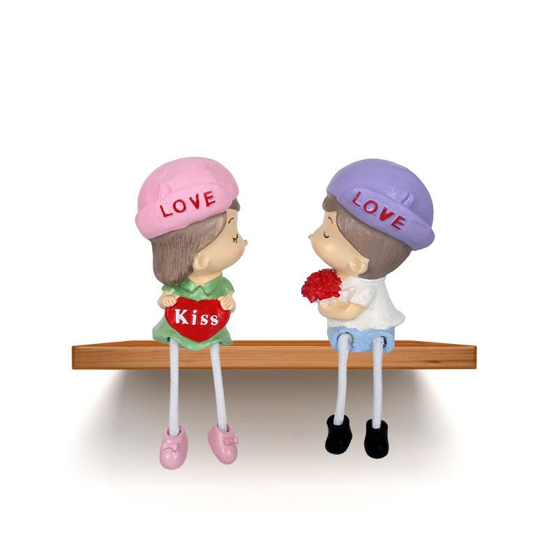 Фигурки "Момче и Момиче - LOVE" с висящи крачета