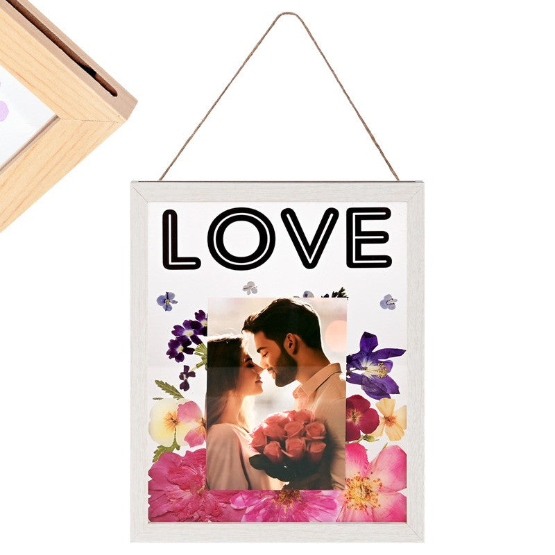 Фоторамка "Love" с рисувано декоративно стъкло /стенна/
